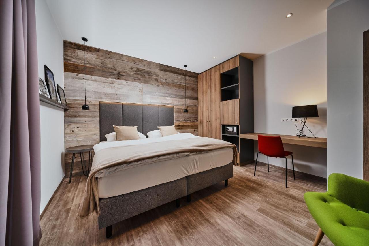 Seehotel Im Weyer Gmunden Exterior foto